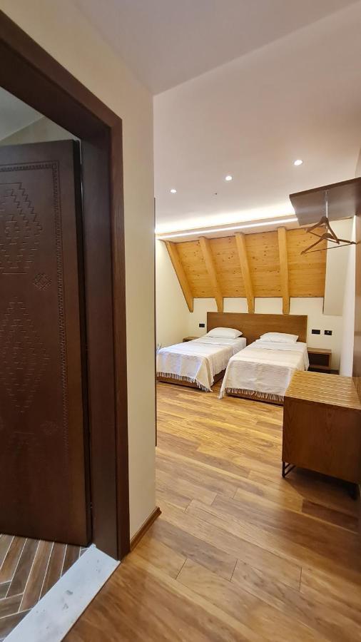 Neokulla Hotel - By Kol Gjoni Valbone Extérieur photo