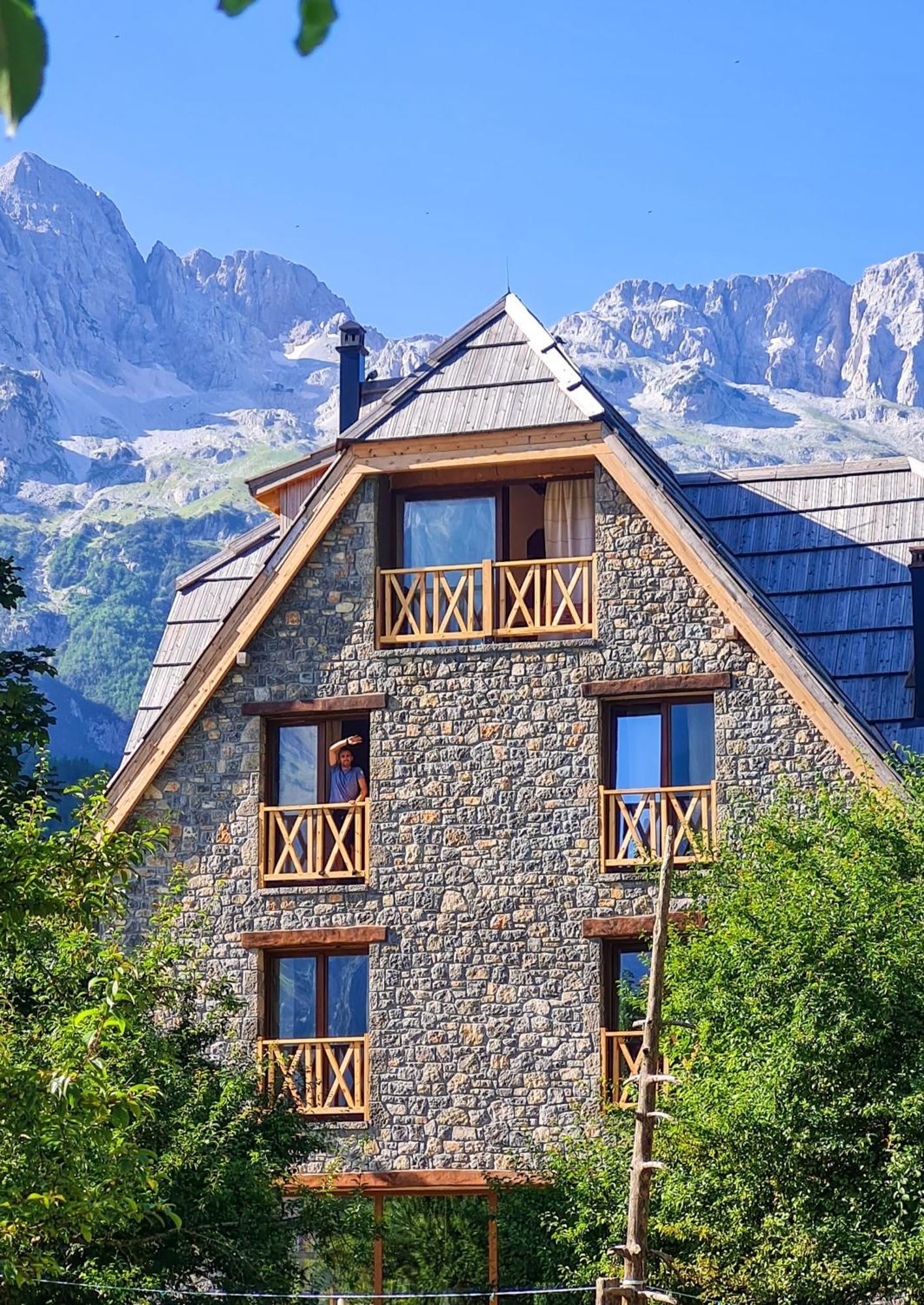Neokulla Hotel - By Kol Gjoni Valbone Extérieur photo